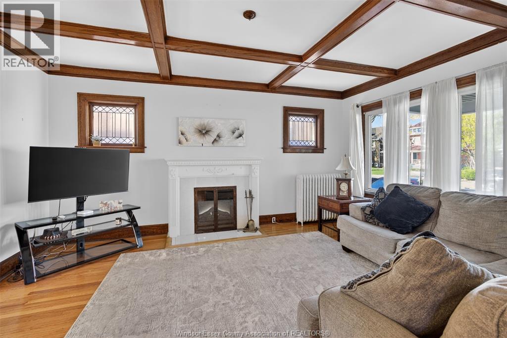 911 Victoria Avenue, Windsor, Ontario  N9A 4N5 - Photo 7 - 26008570