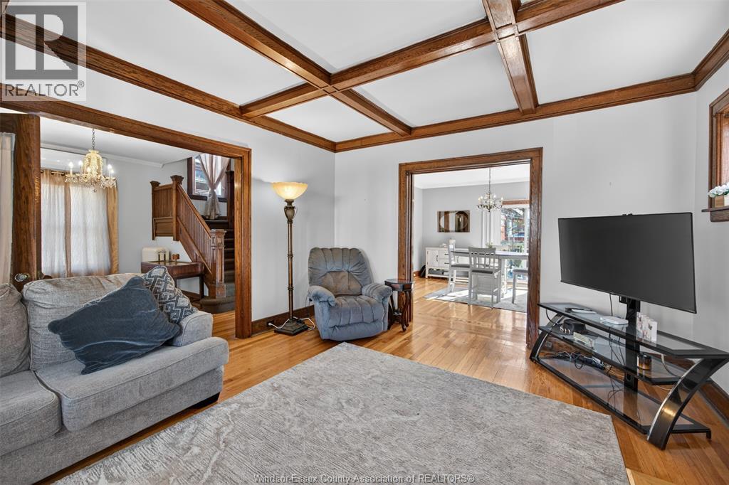 911 Victoria Avenue, Windsor, Ontario  N9A 4N5 - Photo 9 - 26008570