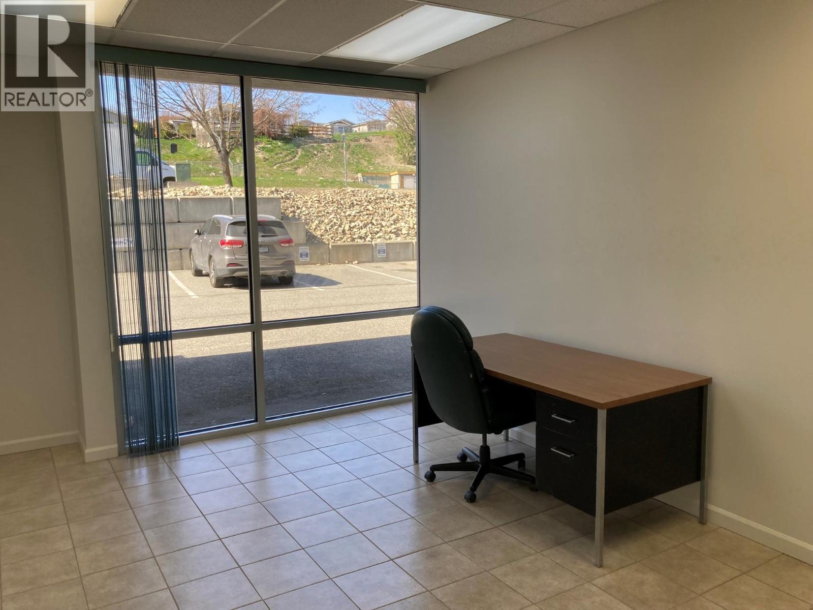 4a 215 Neave Road, Kelowna, British Columbia  V1V 2L9 - Photo 4 - 10379668