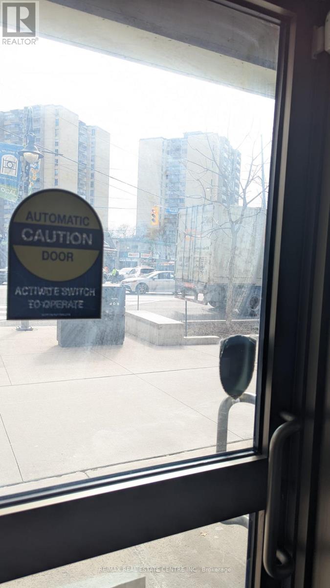 15 A - 1901 Weston Road, Toronto, Ontario  M9N 3P5 - Photo 27 - W12915616