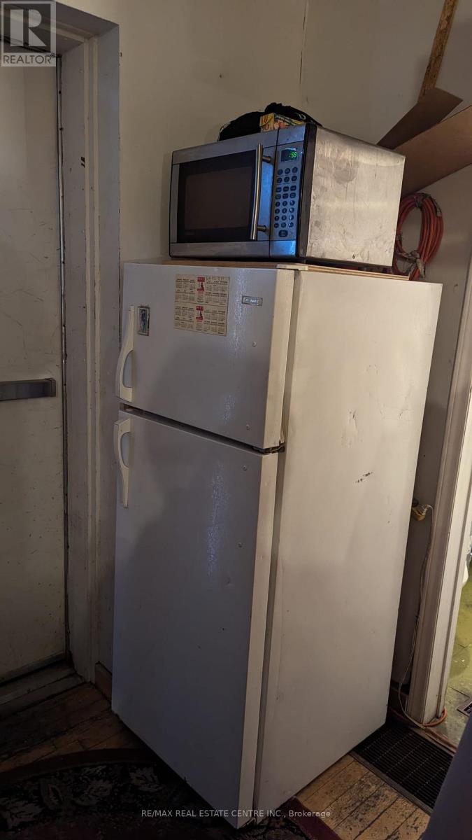 19 John Street, Toronto, Ontario  M9N 1J2 - Photo 43 - W12915956