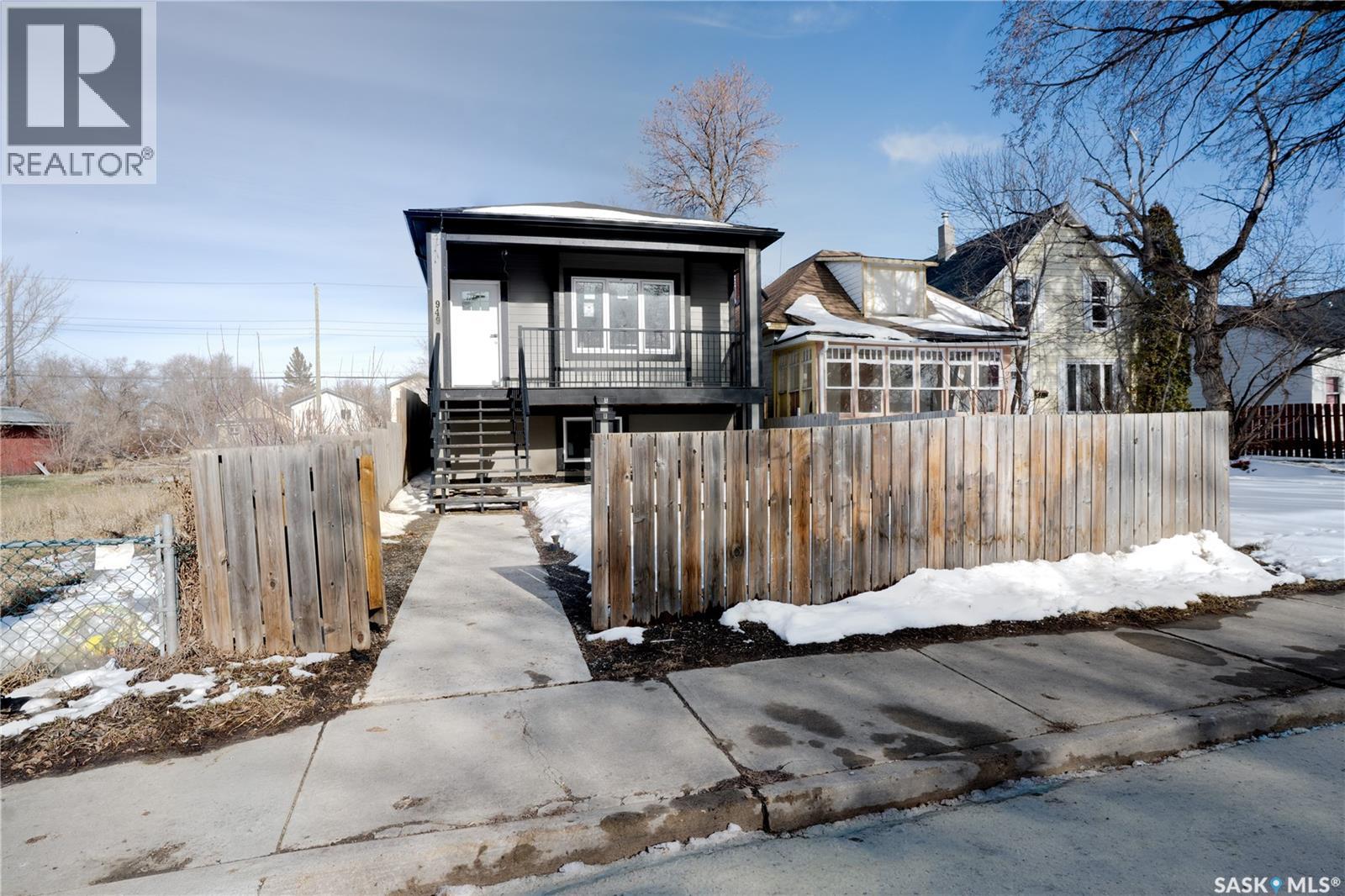 949 Robinson Street, Regina, Saskatchewan  S4T 2M6 - Photo 27 - SK033379