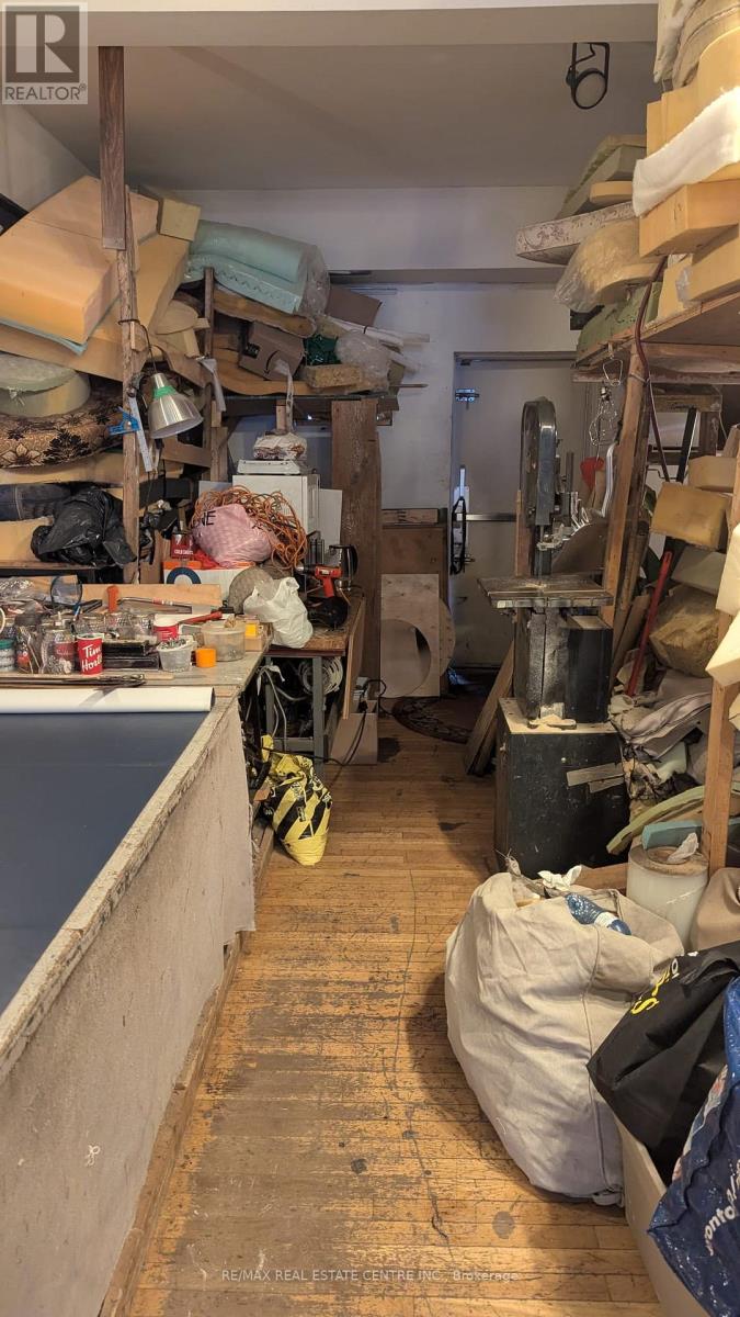 19 John Street, Toronto, Ontario  M9N 1J2 - Photo 6 - W12915956