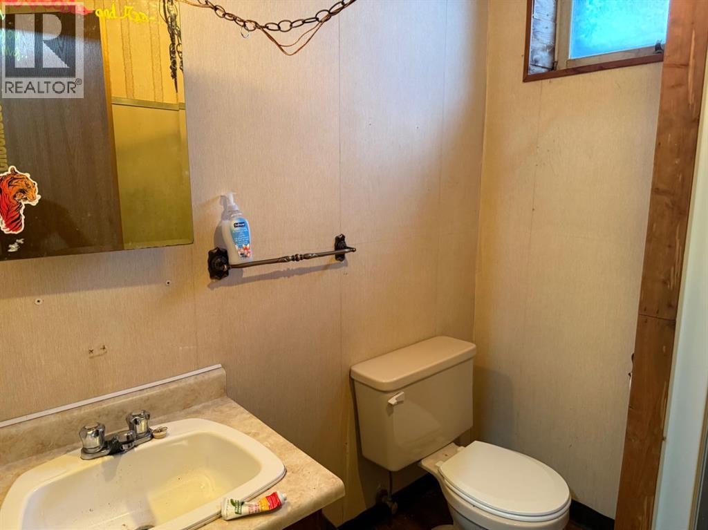 3006 52 Avenue, Lloydminster, Alberta  T9V 1P5 - Photo 29 - A2288759