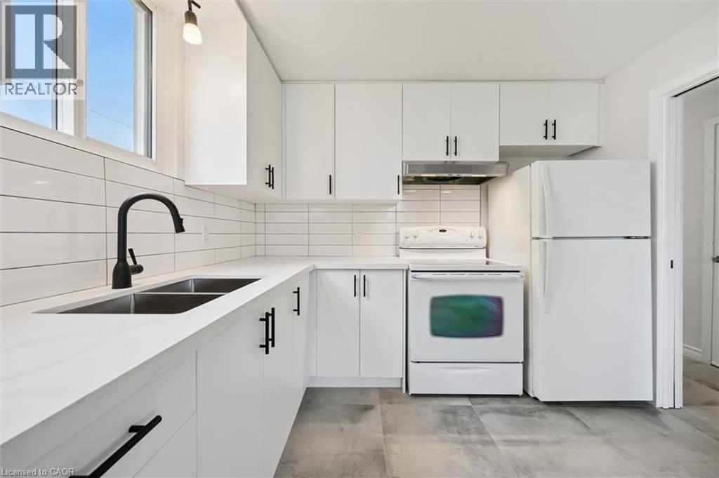 43 Secord Avenue Unit# 1, Kitchener, Ontario  N2B 2L3 - Photo 14 - 40822756