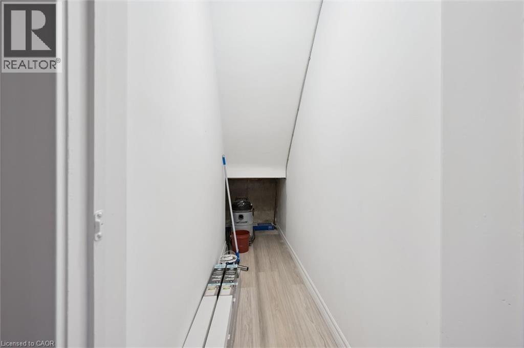 43 Secord Avenue Unit# 1, Kitchener, Ontario  N2B 2L3 - Photo 23 - 40822756