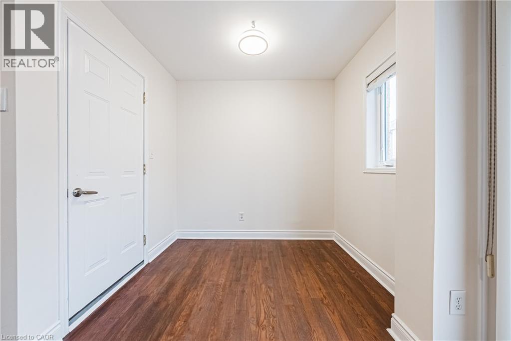 2412 Curtis Road, Burlington, Ontario  L7L 7M3 - Photo 11 - 40822742