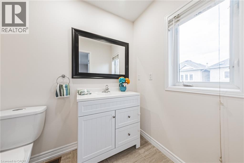 2412 Curtis Road, Burlington, Ontario  L7L 7M3 - Photo 18 - 40822742