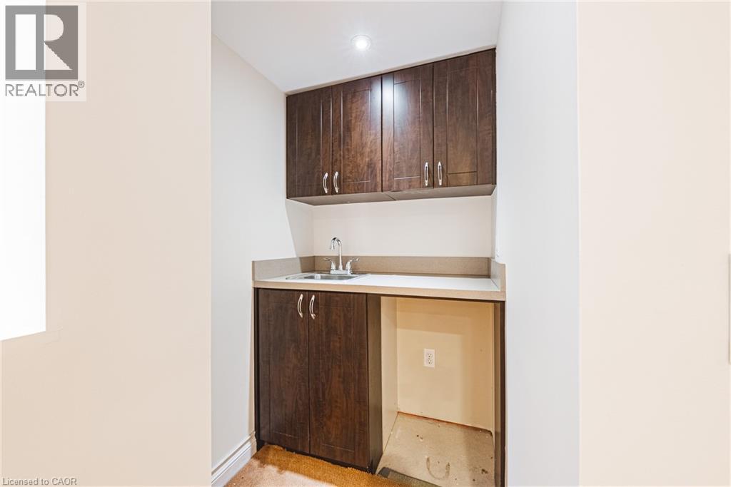 2412 Curtis Road, Burlington, Ontario  L7L 7M3 - Photo 24 - 40822742