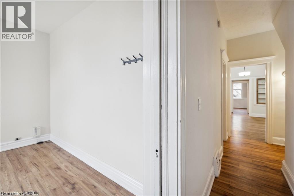 51 Smith Avenue, Hamilton, Ontario  L8L 5P2 - Photo 2 - 40822585