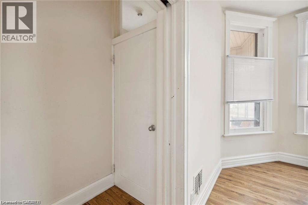 51 Smith Avenue, Hamilton, Ontario  L8L 5P2 - Photo 5 - 40822585