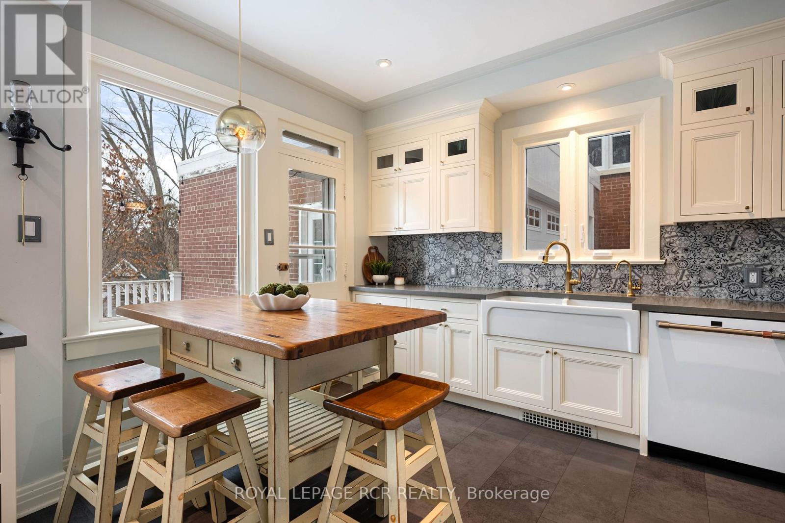 17 First Avenue, Orangeville, Ontario  L9W 1H7 - Photo 6 - W13023836