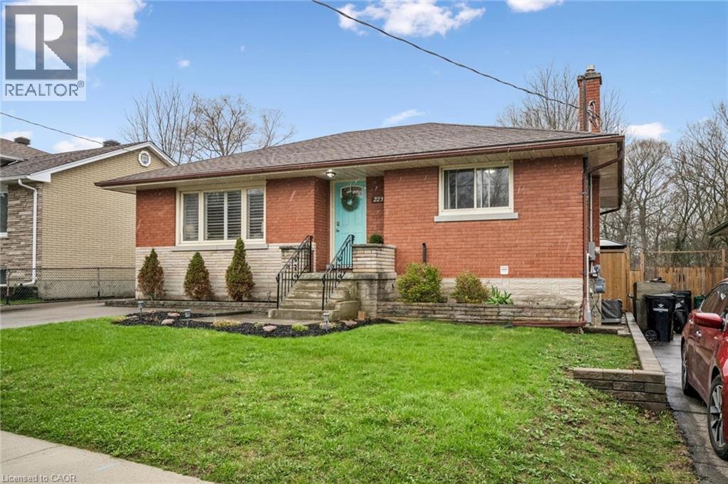 223 Connaught Street, Kitchener, Ontario  N2C 1B2 - Photo 3 - 40820121