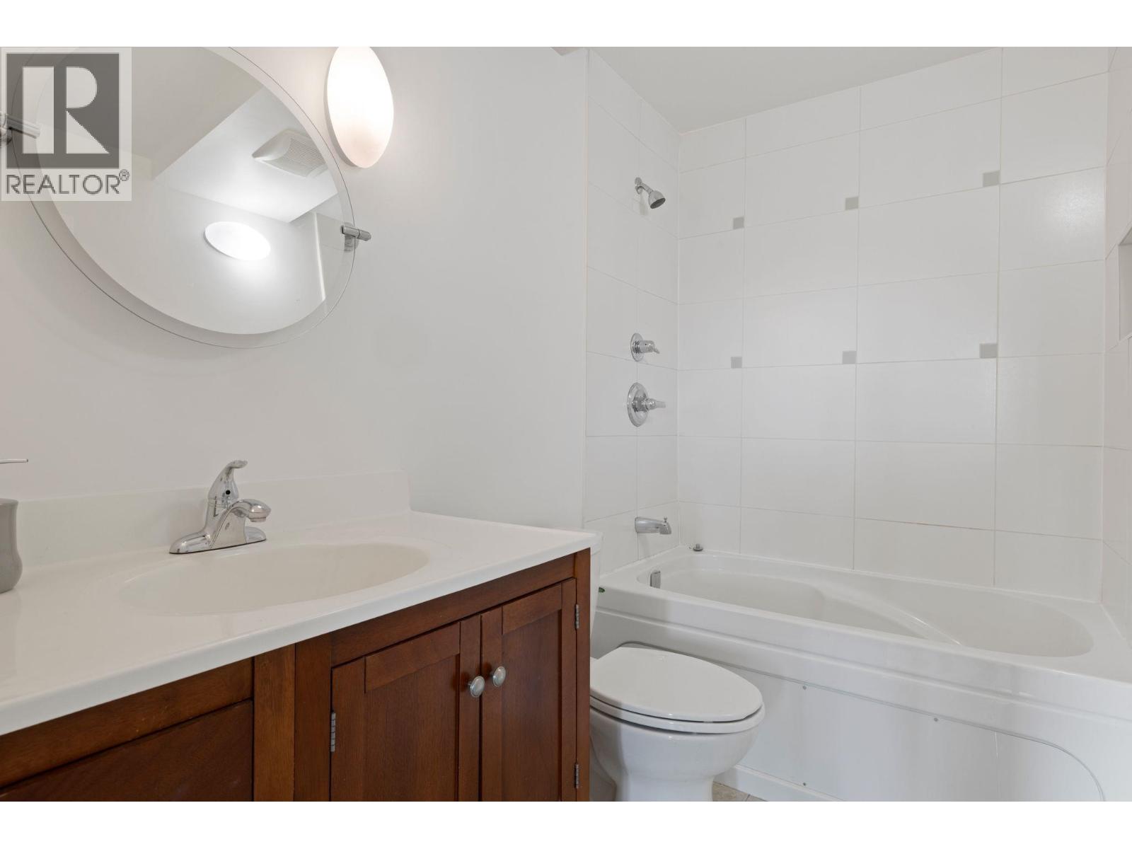 10 2223 Prince Edward Street, Vancouver, British Columbia  V5T 4K6 - Photo 21 - R3113887