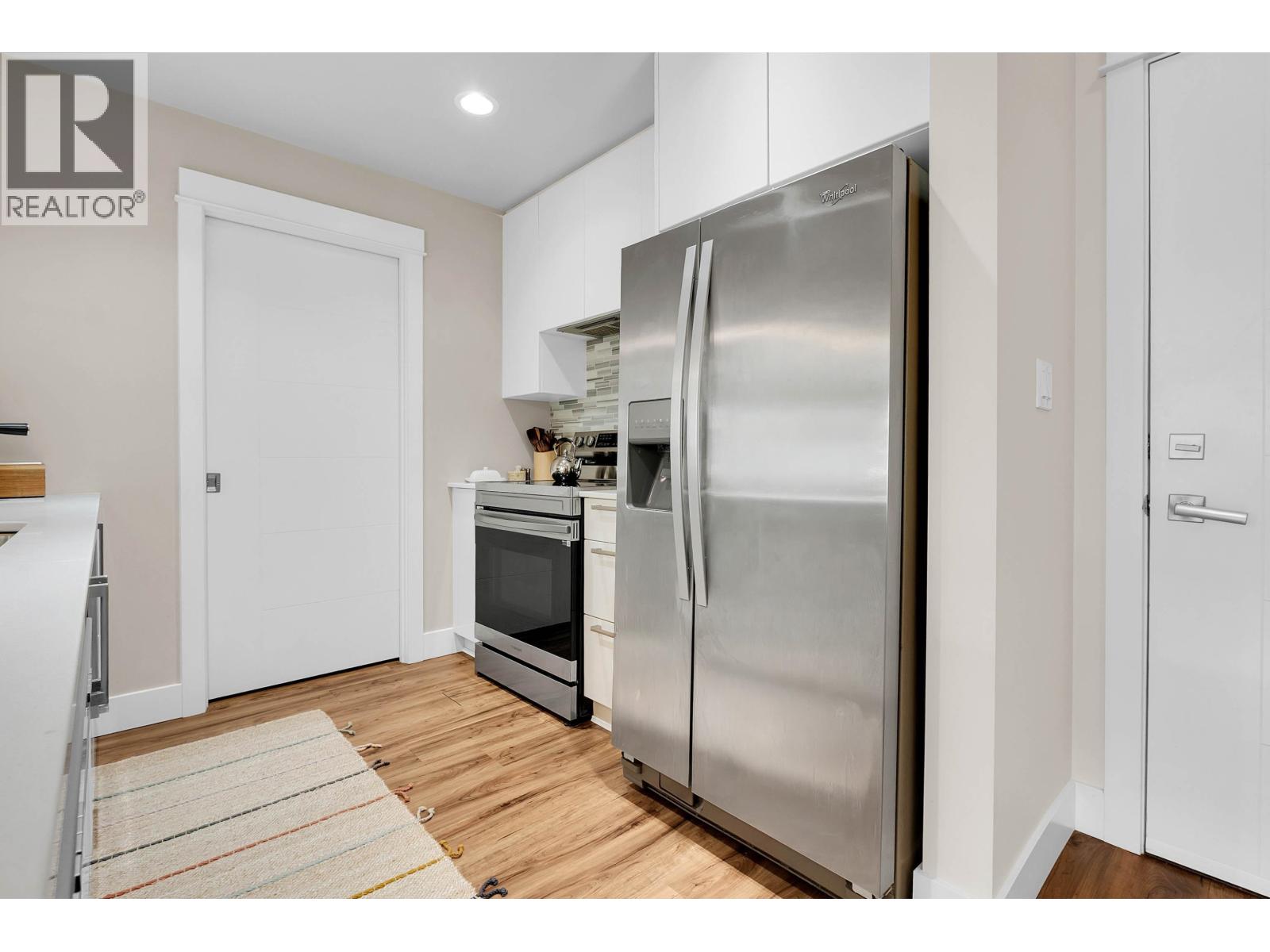 304 2495 Wilson Avenue, Port Coquitlam, British Columbia  V3C 0E4 - Photo 8 - R3113912