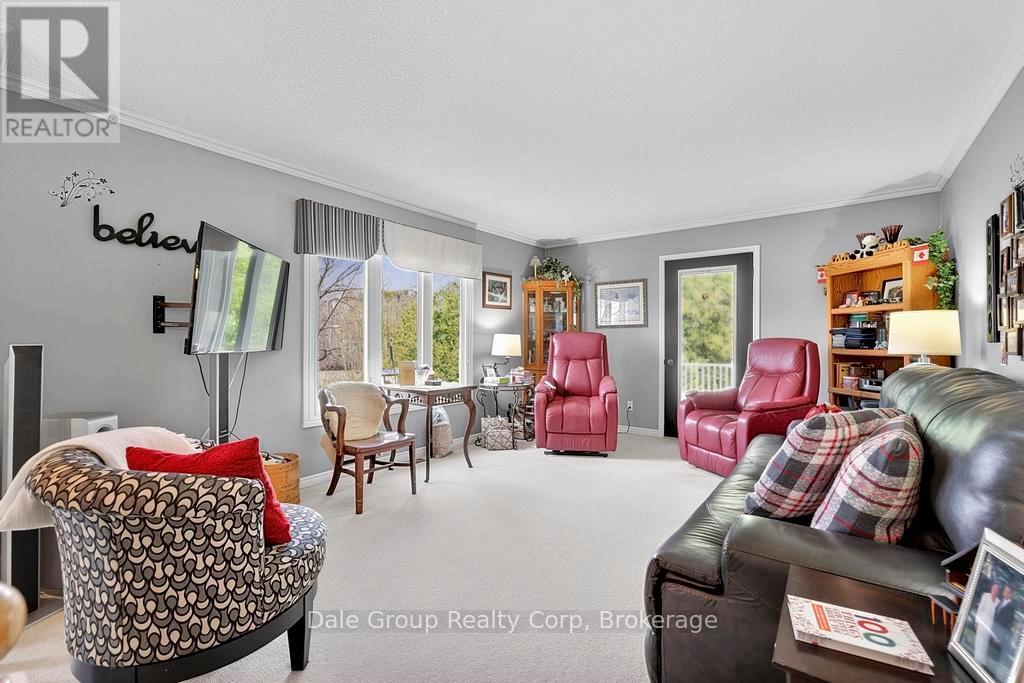 Photo 12 of 37 for 41850 Moncrieff Road E