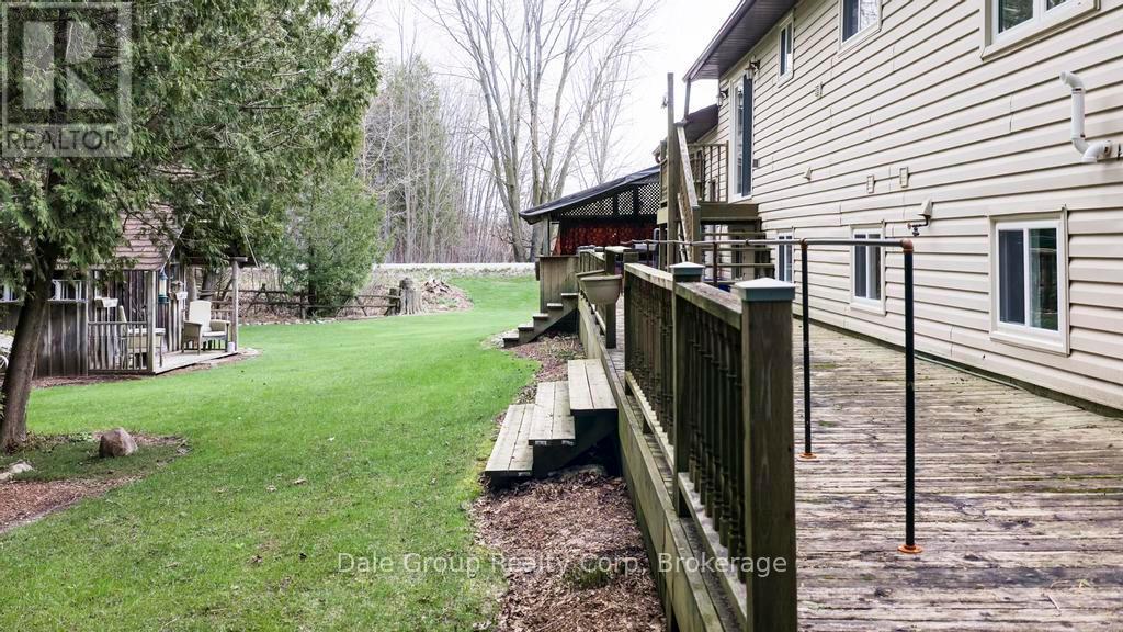 Photo 29 of 37 for 41850 Moncrieff Road E