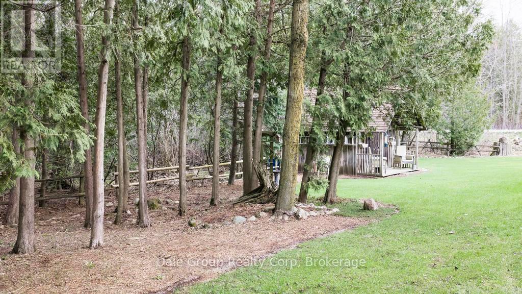 Photo 30 of 37 for 41850 Moncrieff Road E