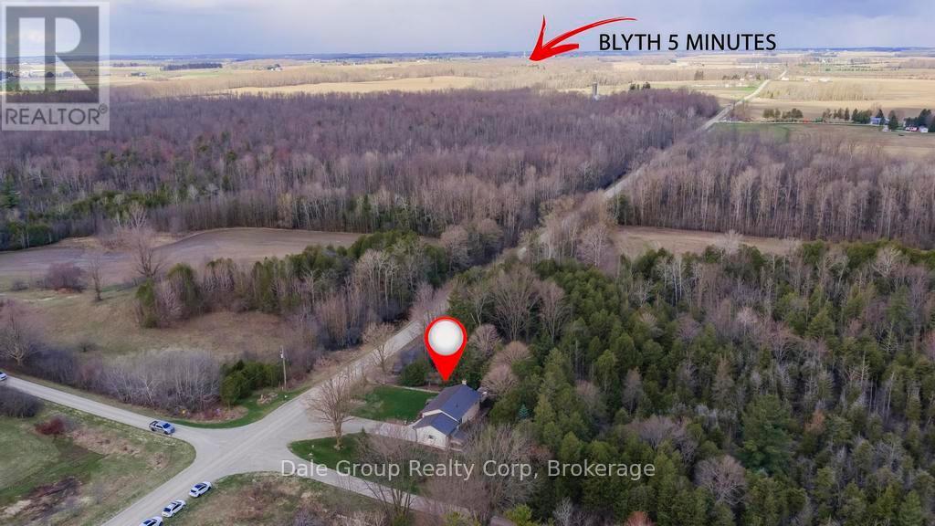 Photo 36 of 37 for 41850 Moncrieff Road E