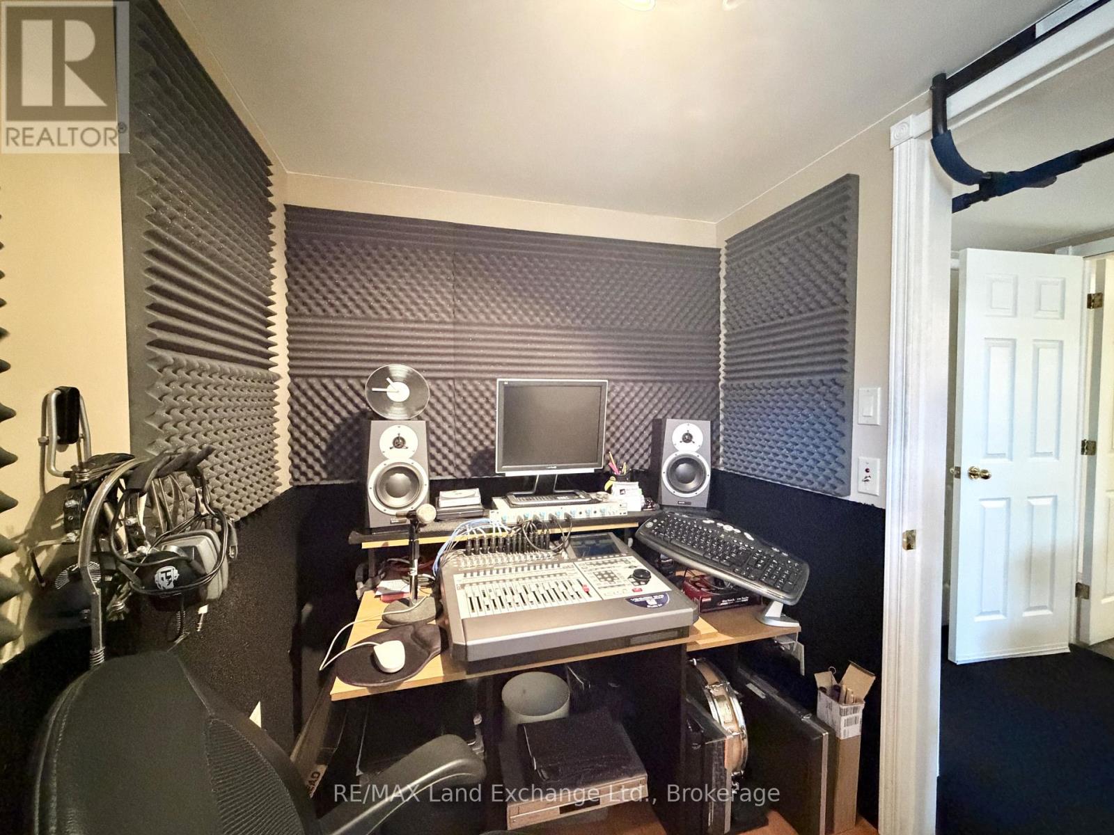 712 Louis Street, Saugeen Shores, Ontario  N0H 2C4 - Photo 25 - X13024426