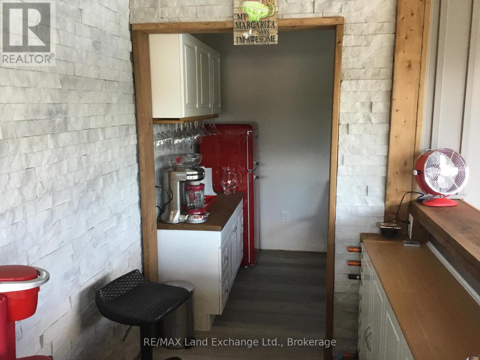 712 Louis Street, Saugeen Shores, Ontario  N0H 2C4 - Photo 32 - X13024426