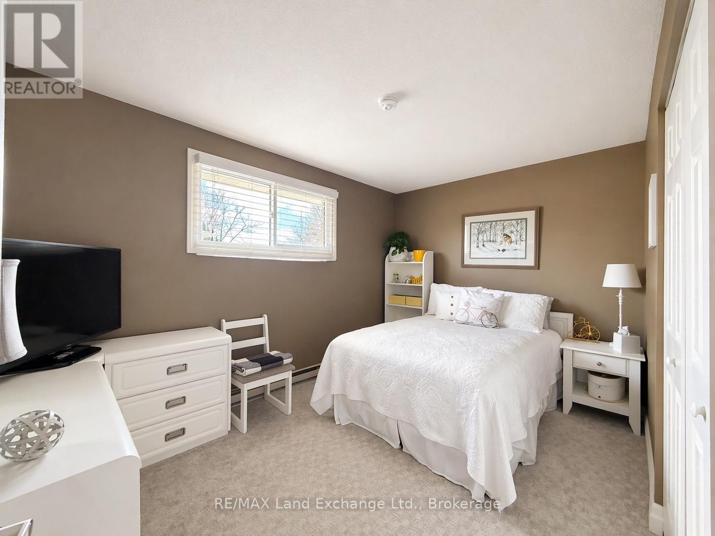 712 Louis Street, Saugeen Shores, Ontario  N0H 2C4 - Photo 7 - X13024426