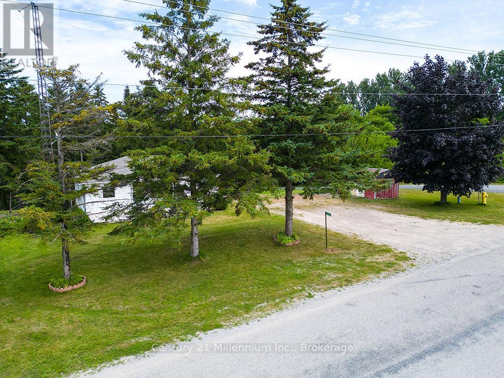 417047 Tenth Line, Blue Mountains, Ontario  N0H 1J0 - Photo 3 - X13024436