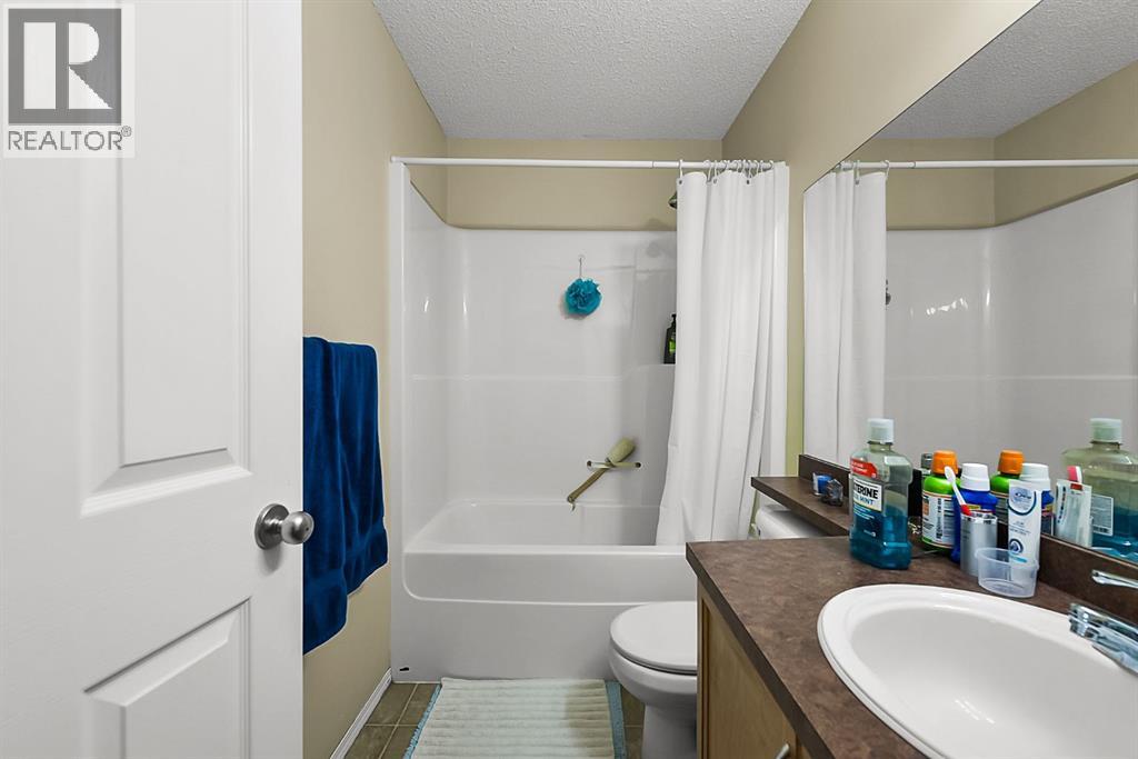 13 Tuscany Ridge Mews Nw, Calgary, Alberta  T3L 3B7 - Photo 22 - A2303363