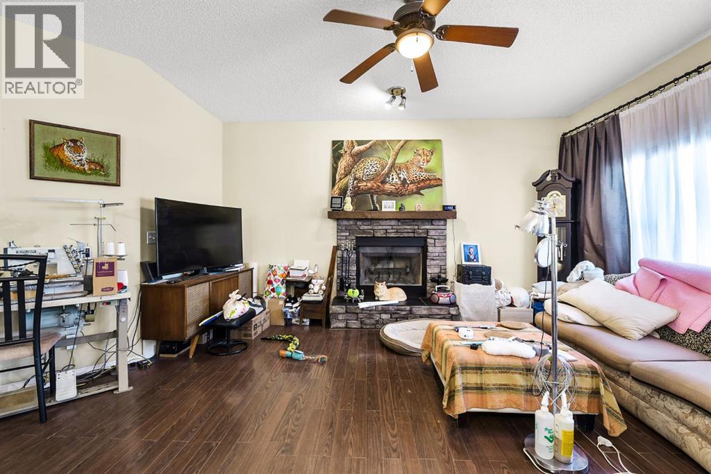 13 Tuscany Ridge Mews Nw, Calgary, Alberta  T3L 3B7 - Photo 9 - A2303363