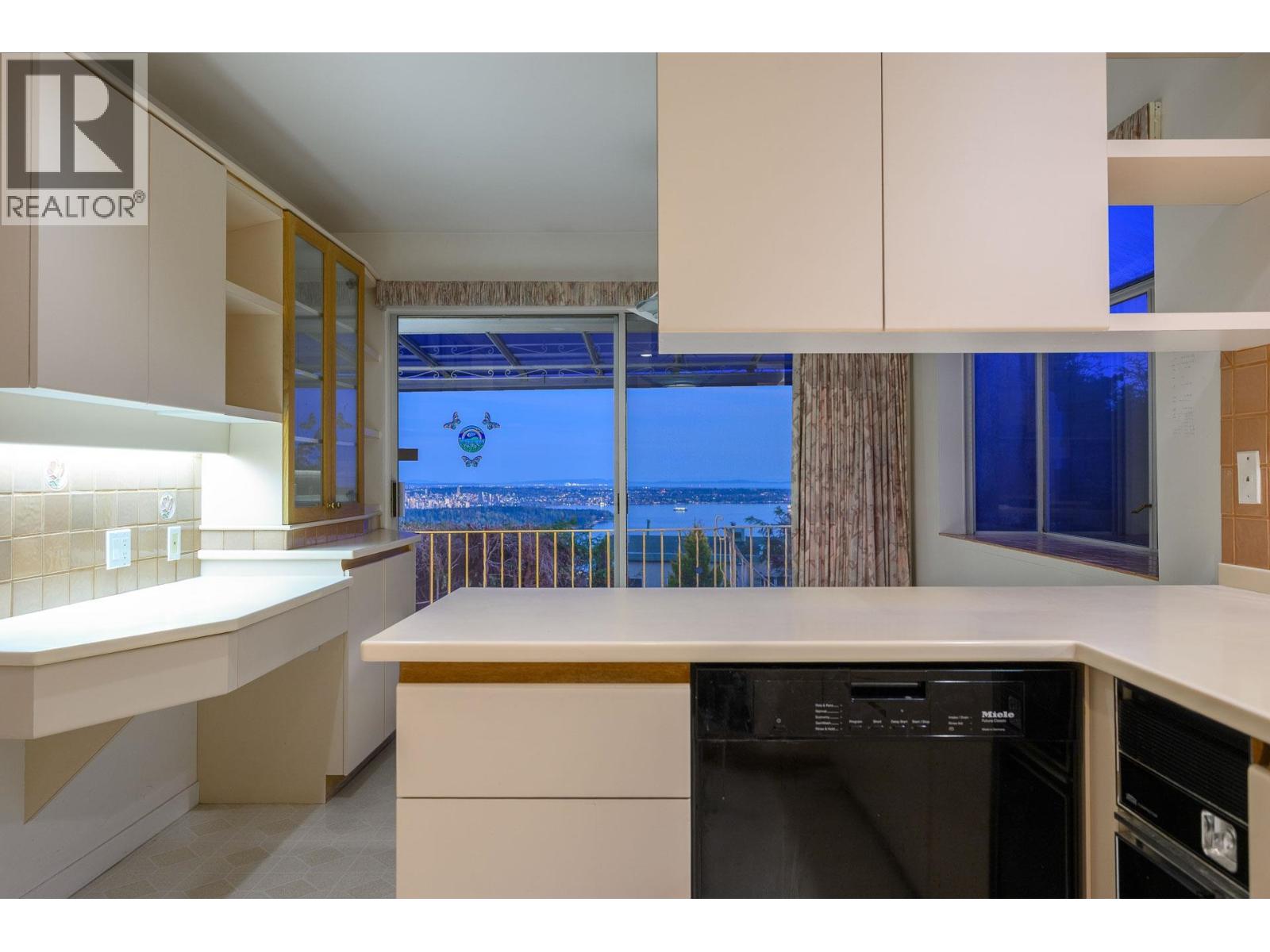 1346 Whitby Road, West Vancouver, British Columbia  V7S 2N5 - Photo 10 - R3113904