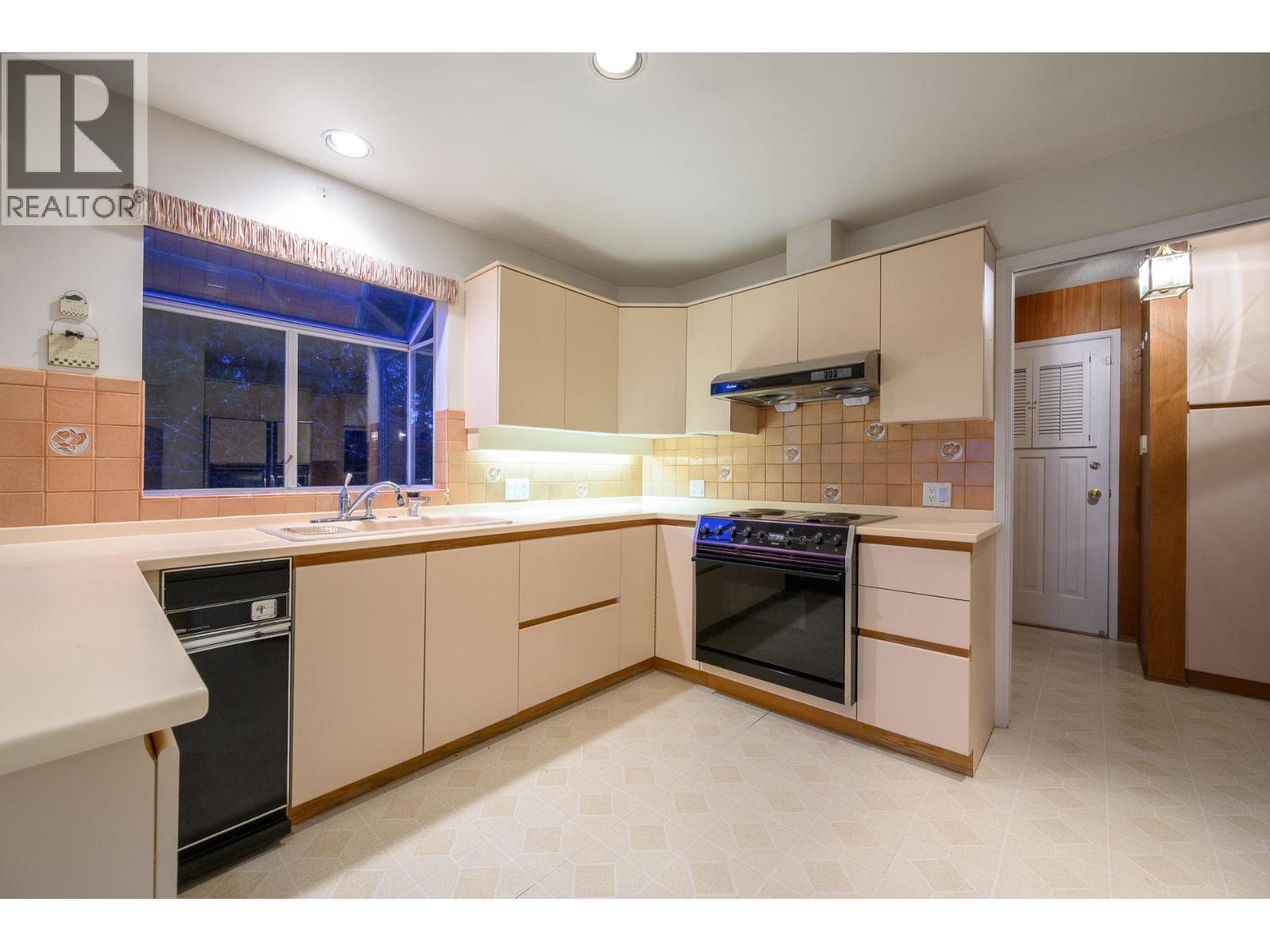 1346 Whitby Road, West Vancouver, British Columbia  V7S 2N5 - Photo 12 - R3113904