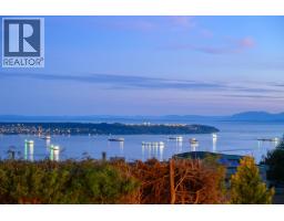 1346 WHITBY ROAD, West Vancouver, British Columbia