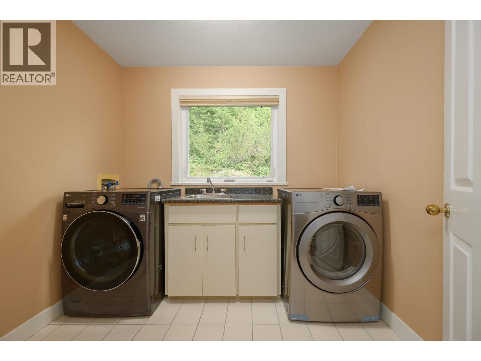 4827 Northwood Place, West Vancouver, British Columbia  V7S 3C5 - Photo 28 - R3113905