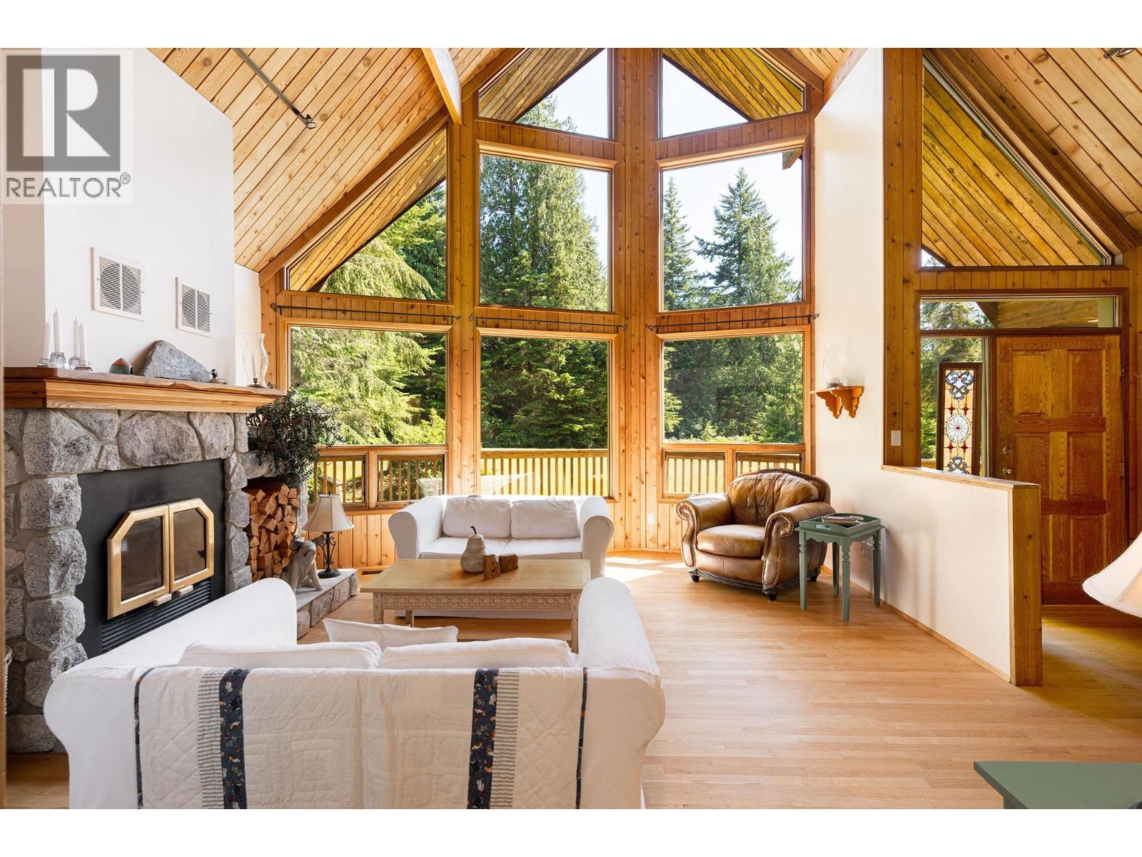 1532 Adams Road, Bowen Island, British Columbia  V0N 1G2 - Photo 4 - R3113915