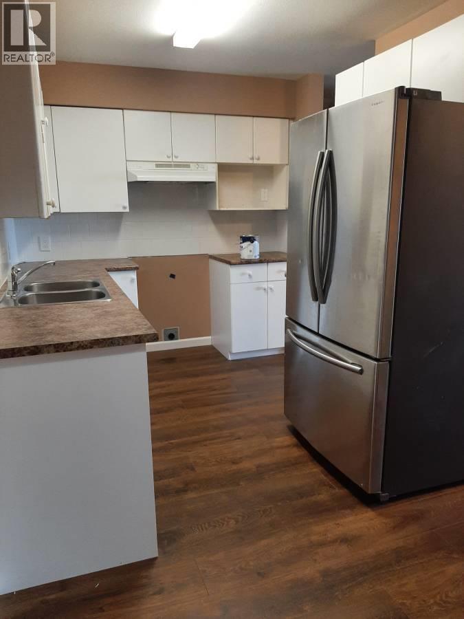 203 22351 St Anne Ave, Maple Ridge, British Columbia  V2X 2E7 - Photo 2 - R3113886