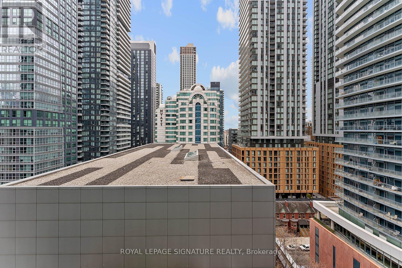 1505 - 80 John Street, Toronto, Ontario  M5V 3X4 - Photo 25 - C13024356