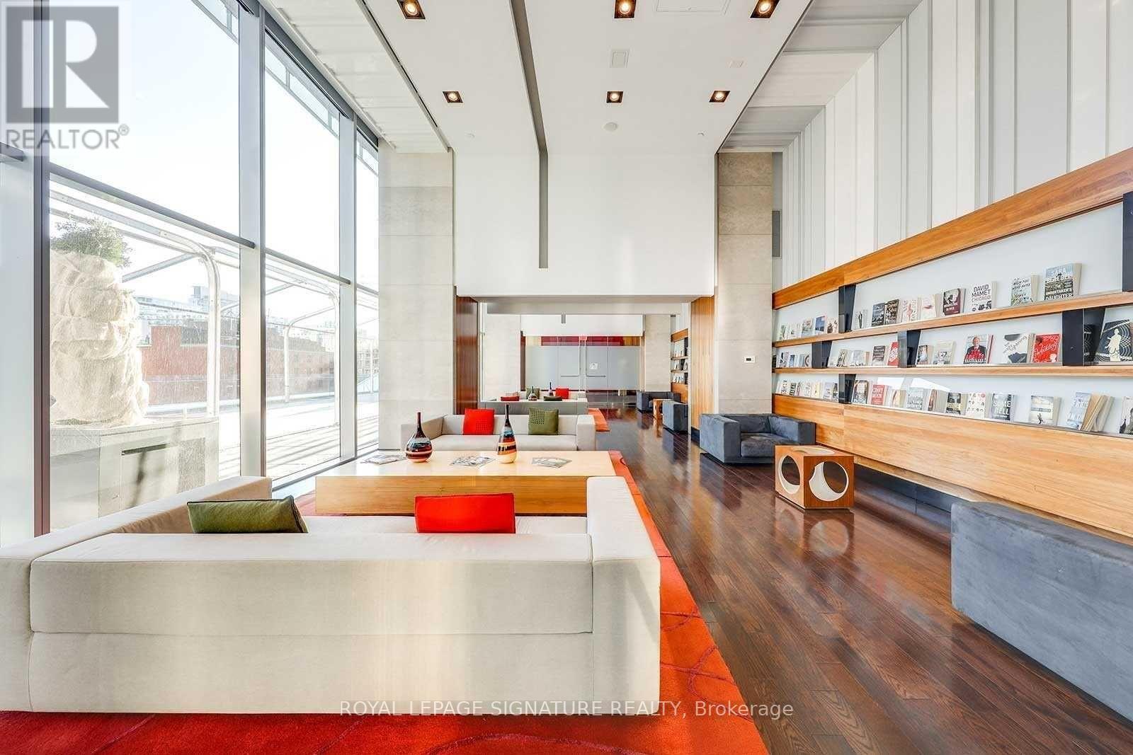 1505 - 80 John Street, Toronto, Ontario  M5V 3X4 - Photo 32 - C13024356