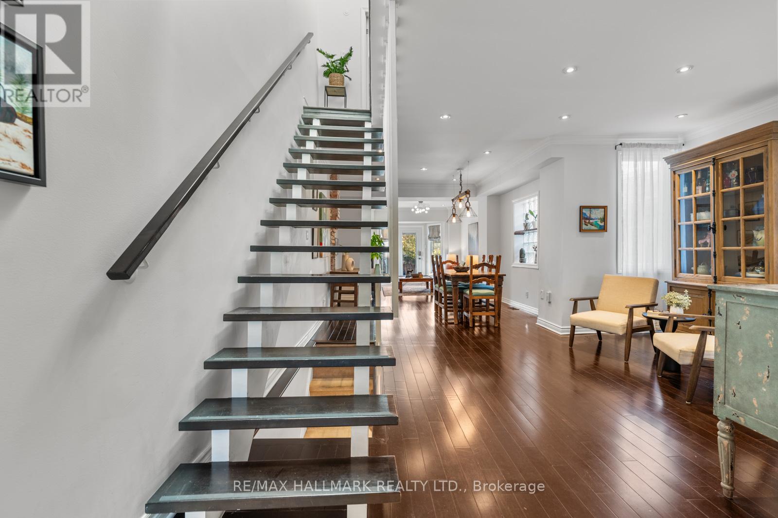 146 Roslin Avenue, Toronto, Ontario  M4N 1Z4 - Photo 5 - C13024366