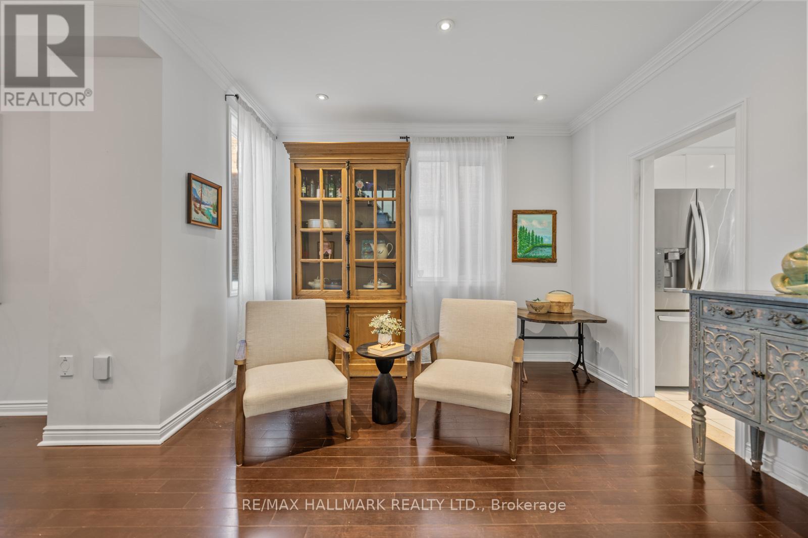 146 Roslin Avenue, Toronto, Ontario  M4N 1Z4 - Photo 8 - C13024366