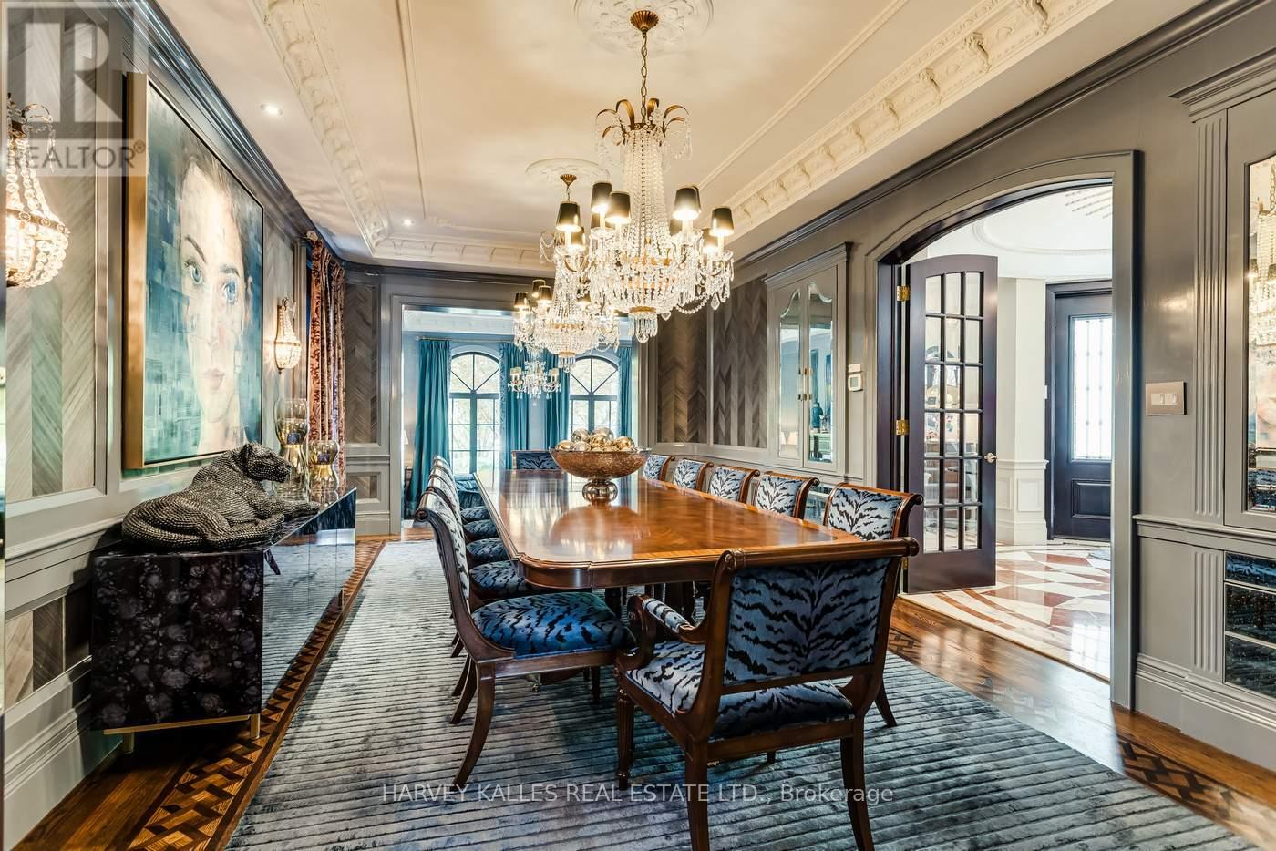 92 South Drive, Toronto, Ontario  M4W 1R6 - Photo 13 - C13024424