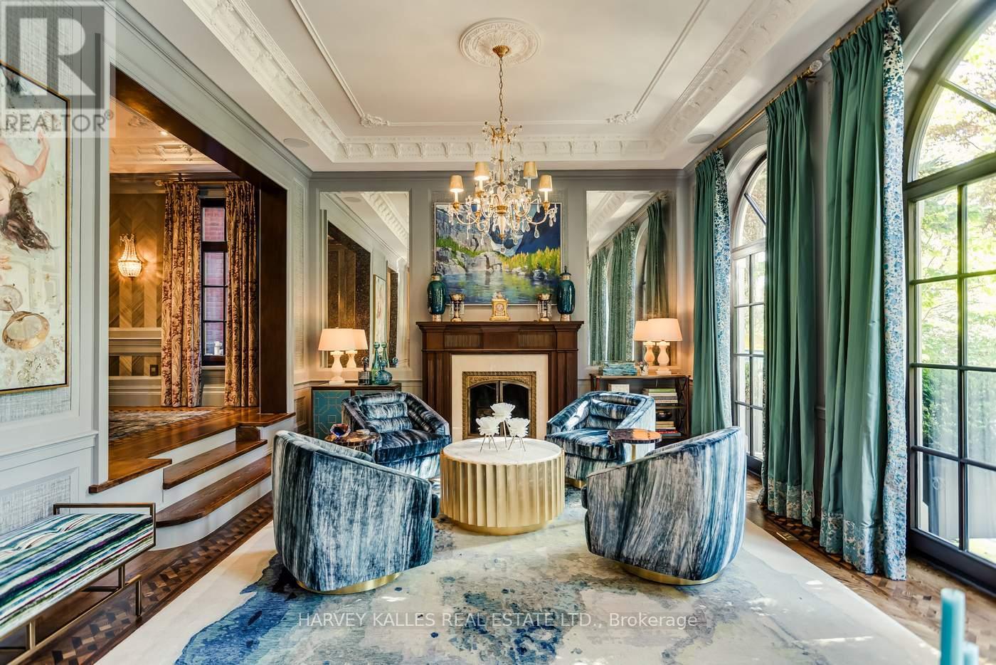 92 South Drive, Toronto, Ontario  M4W 1R6 - Photo 7 - C13024424