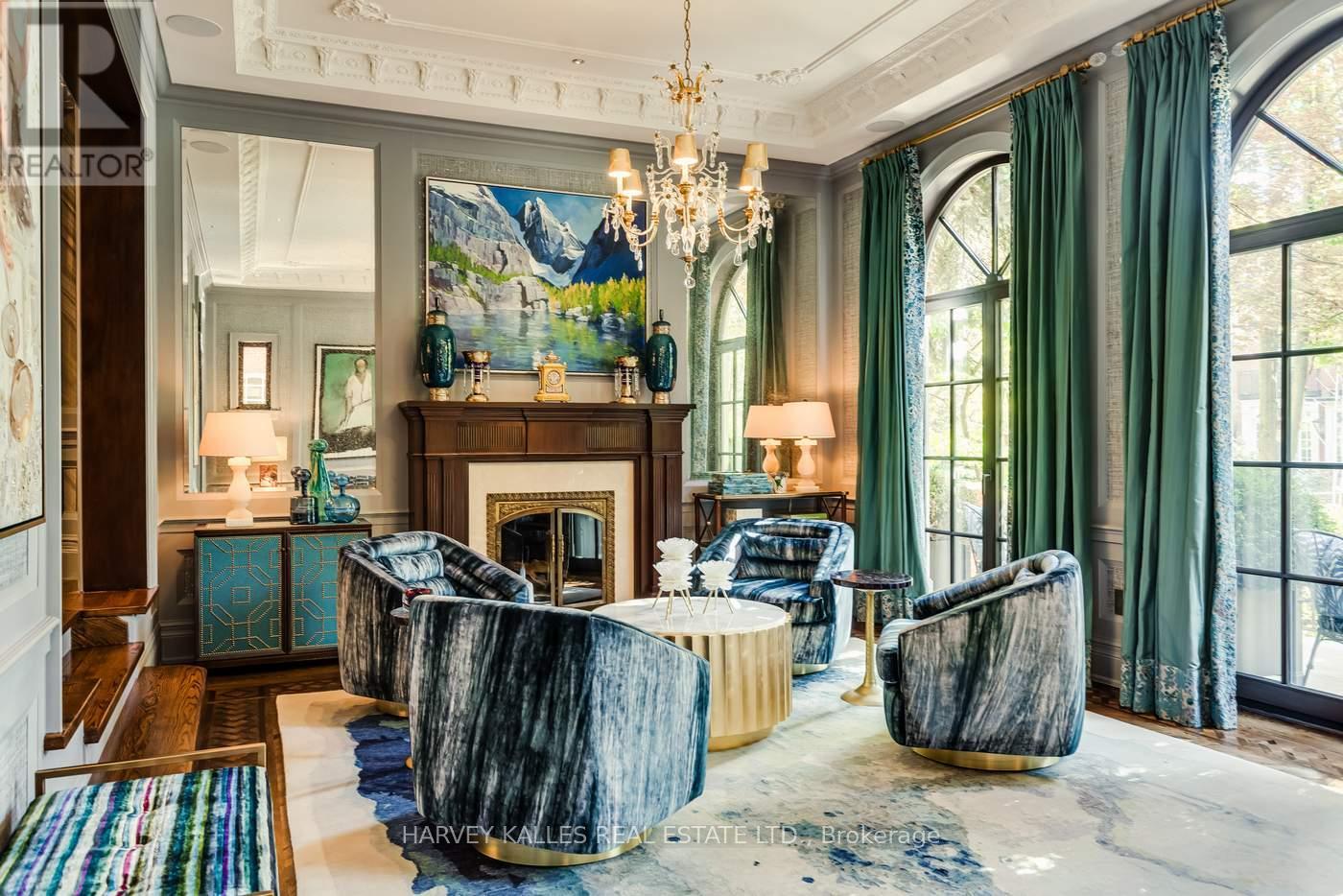 92 South Drive, Toronto, Ontario  M4W 1R6 - Photo 8 - C13024424