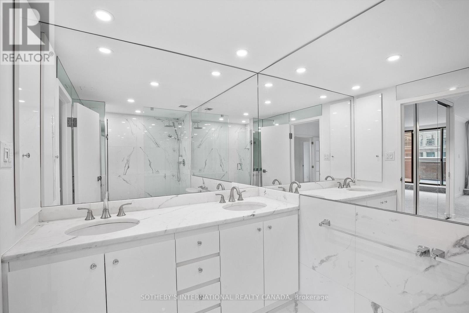 408 - 55a Avenue Road, Toronto, Ontario  M5A 2G3 - Photo 21 - C13024434