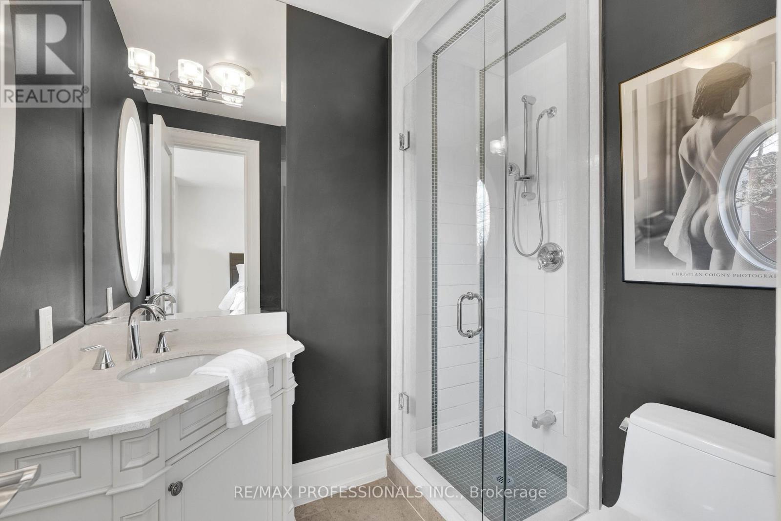 721 Markham Street, Toronto (Annex), Ontario  M6G 2M2 - Photo 17 - C13024484