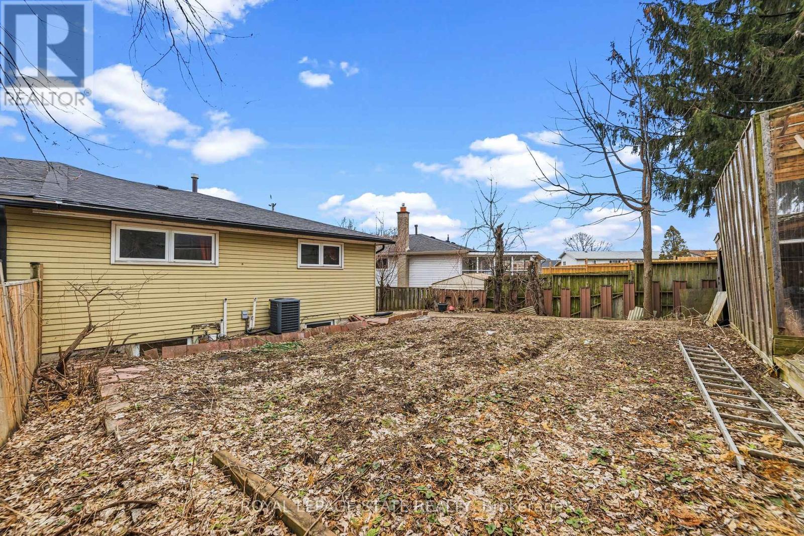 222 Greencedar Drive, Hamilton, Ontario  L9C 6W6 - Photo 29 - X12920590