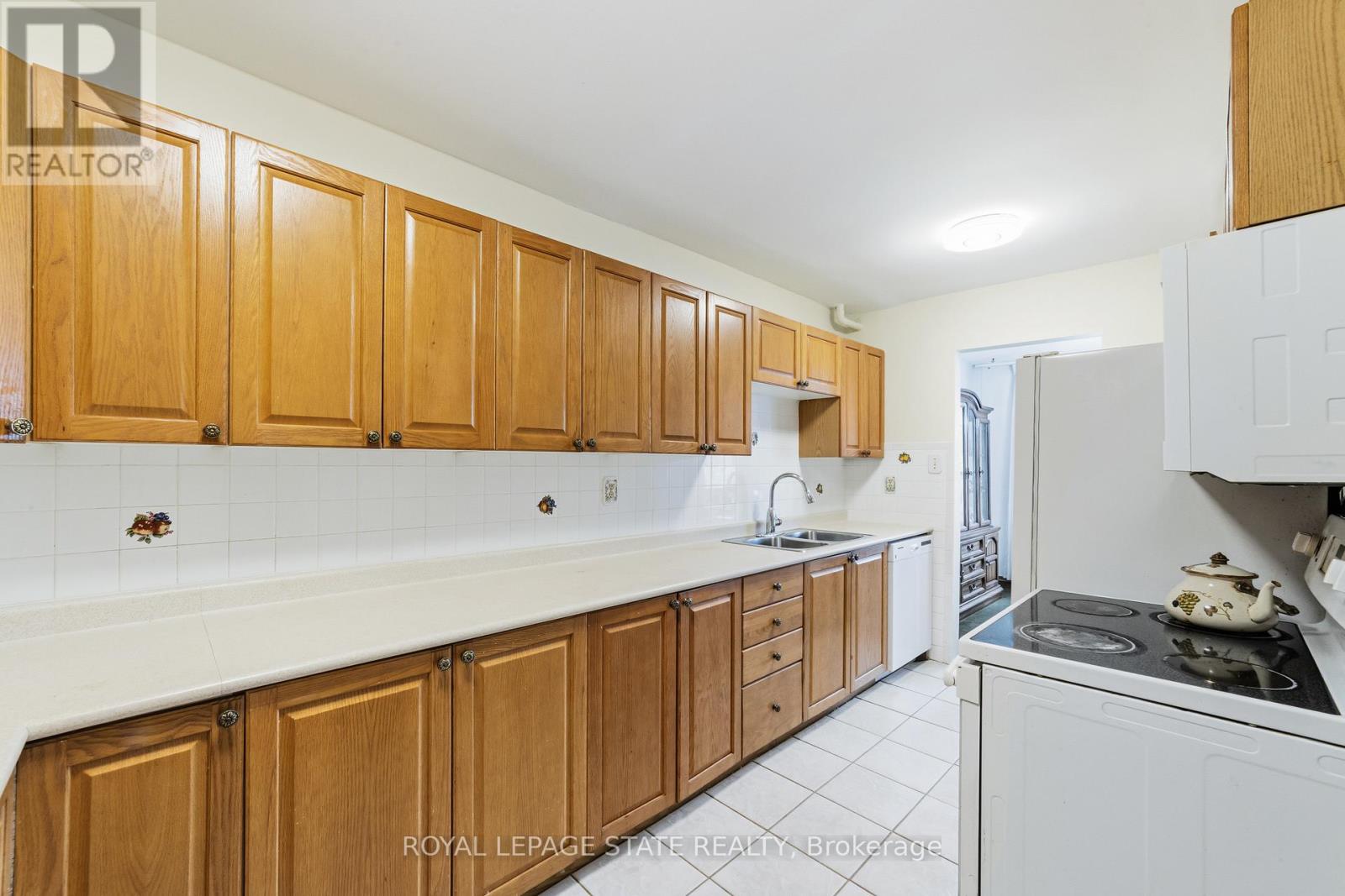 222 Greencedar Drive, Hamilton, Ontario  L9C 6W6 - Photo 17 - X12920590