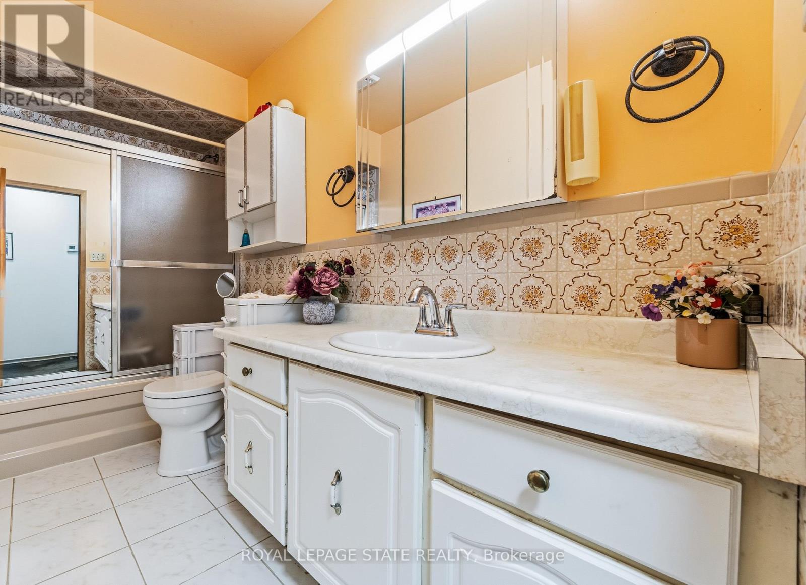 222 Greencedar Drive, Hamilton, Ontario  L9C 6W6 - Photo 10 - X12920590