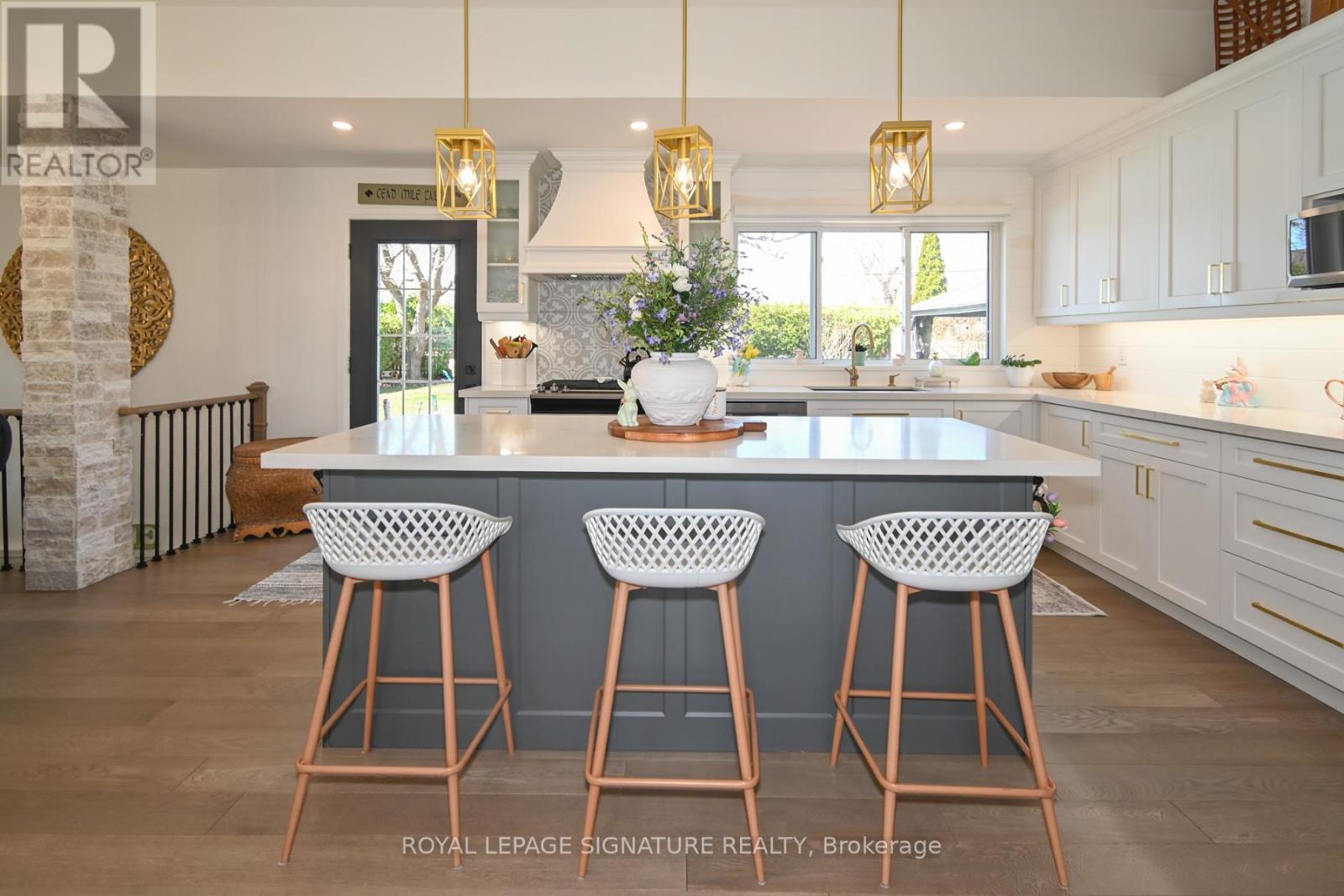 522 Rosmere Street, Oshawa, Ontario  L1J 5H6 - Photo 4 - E13024344