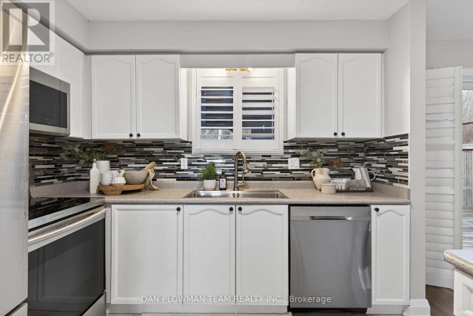 629 Grandview Street S, Oshawa, Ontario  L1H 7T5 - Photo 12 - E13024404