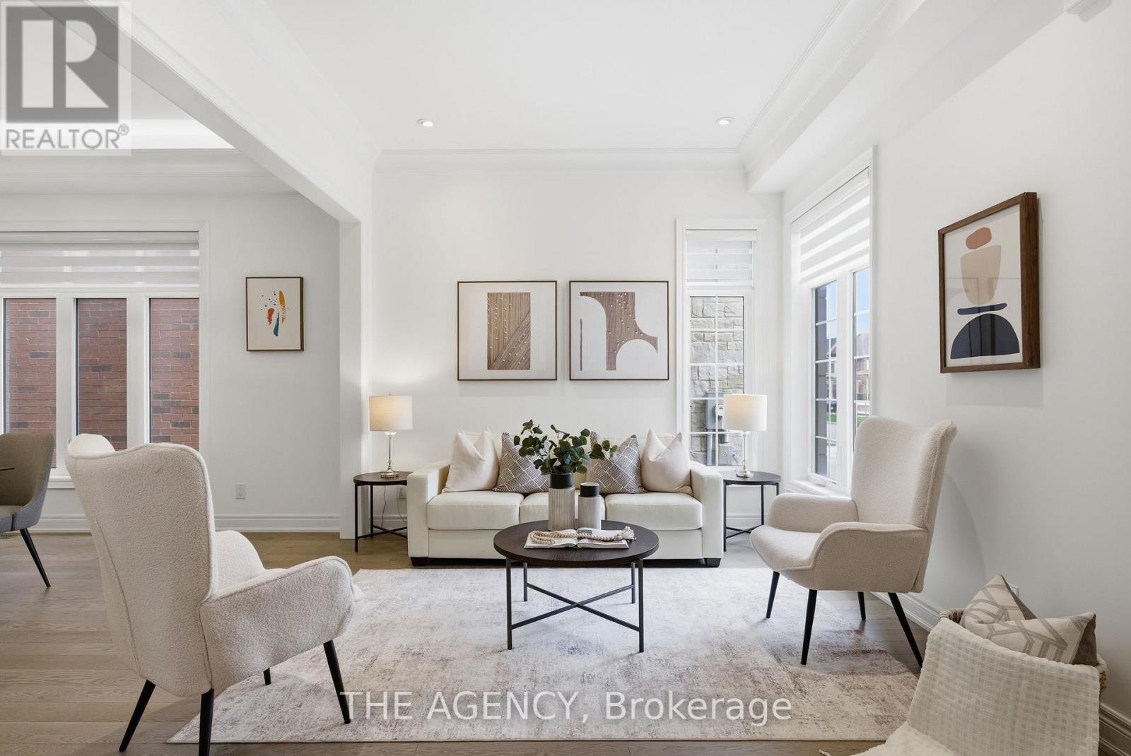 36 Blenheim Circle, Whitby, Ontario  L1P 0E3 - Photo 3 - E13024482